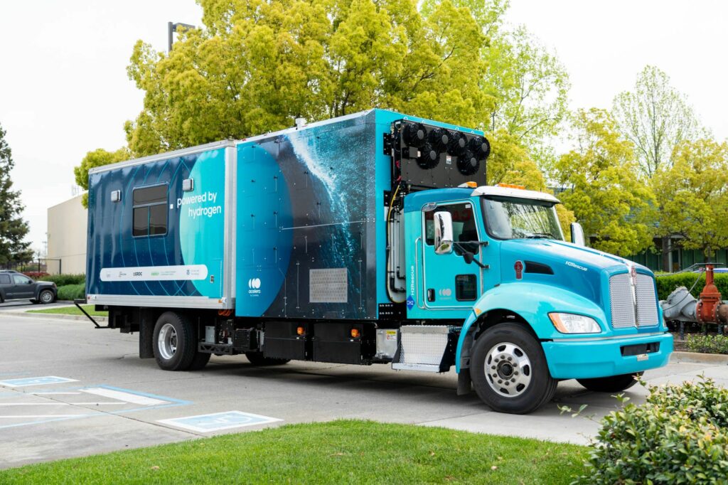Camion d’urgence KW à hydrogène signé Accelera-Cummins