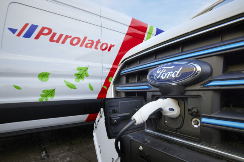 <strong>Purolator participe à la démonstration Run on Less - Electric Depot</strong> article image