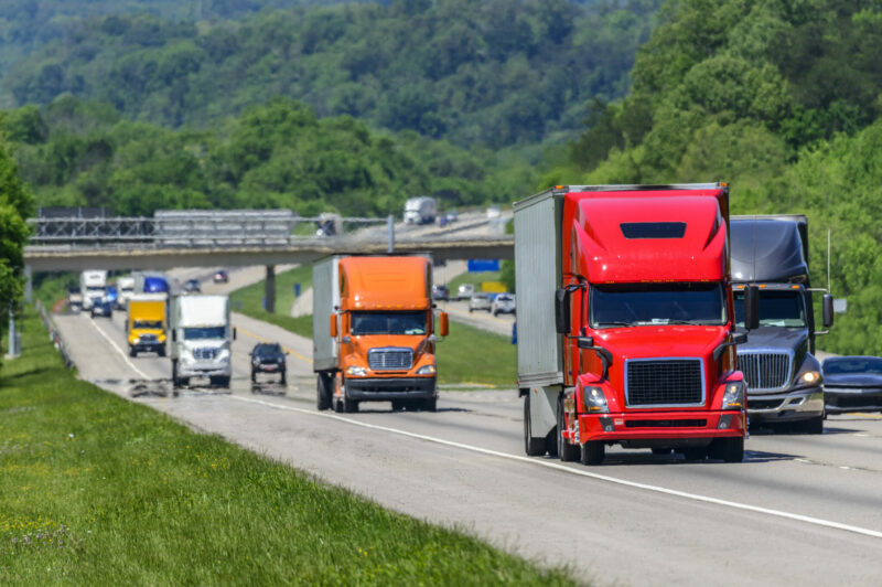 <strong>Les volumes et revenus de camionnage en baisse aux États-Unis</strong> article image