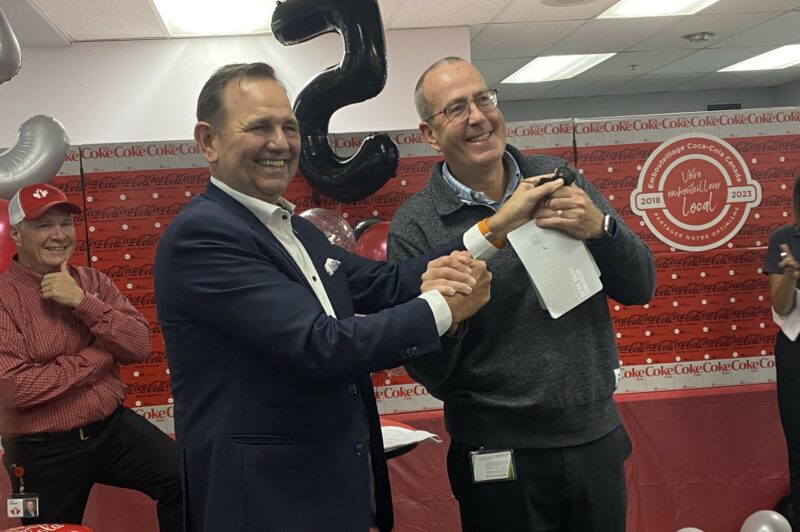 Compagnie d’embouteillage Coca-Cola reçoit ses deux premiers VNR Electric article image