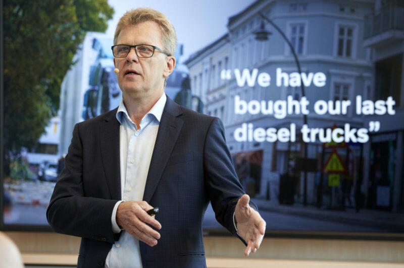 Volvo Trucks veut accélérer la transition vers un monde zéro émission; les incitatifs et la taxe carbone sont nécessaires article image