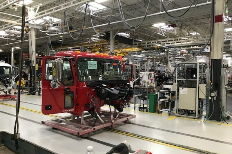 <strong>Les commandes de camions de classe 8 ont grimpé de 16 % en août</strong> article image