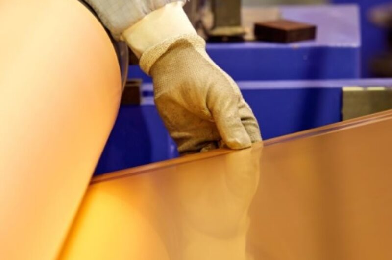 <strong>750 M $ pour une usine de feuilles de cuivre pour batteries de véhicules électriques à Granby</strong> article image