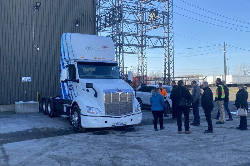 L’essai d’un camion électrique chez Cascades Transport est un succès article image