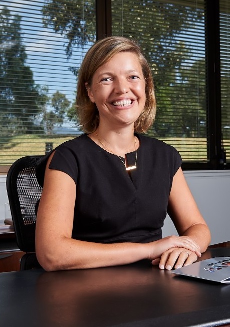 Portrait de Noelle Parlier, cadre chez Kenworth