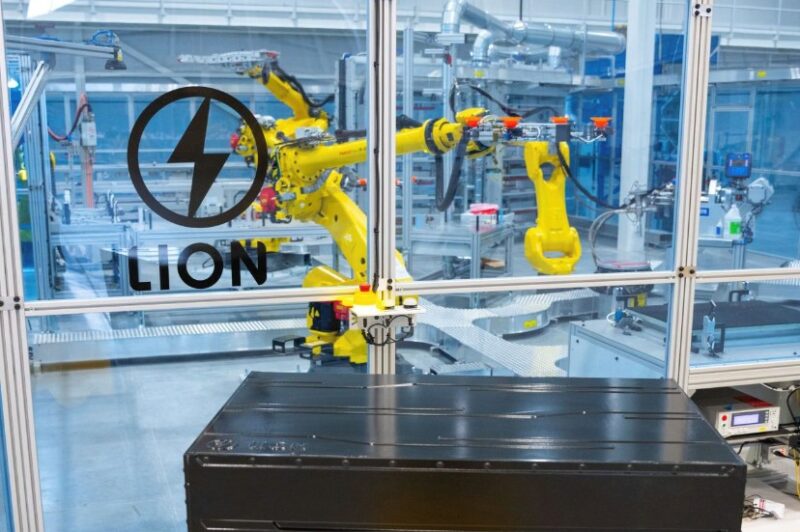 <strong>Lion Électrique annonce la certification finale de la Batterie Lion MD</strong> article image