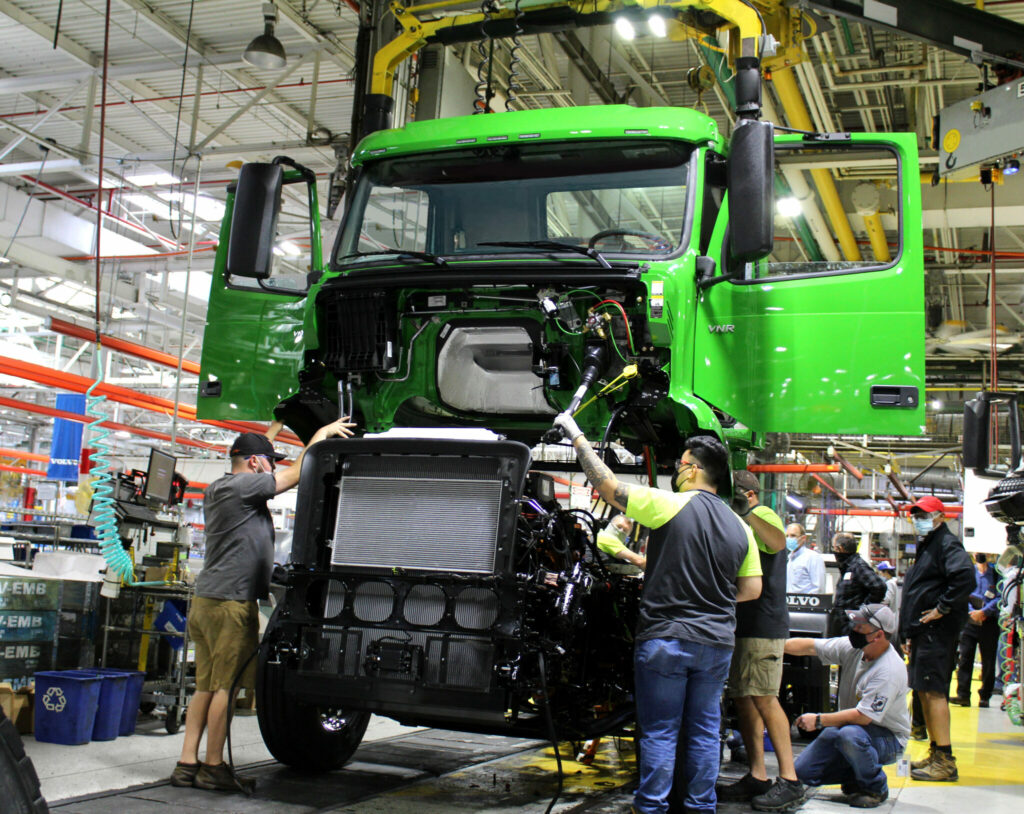 Volvo VNR en cours d’assemblage