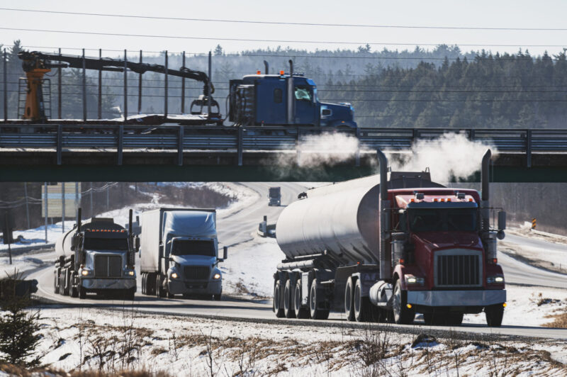 <strong>Le ministre des Transports annonce un nouveau financement pour renforcer la chaîne d'approvisionnement dans le Nord canadien</strong> article image