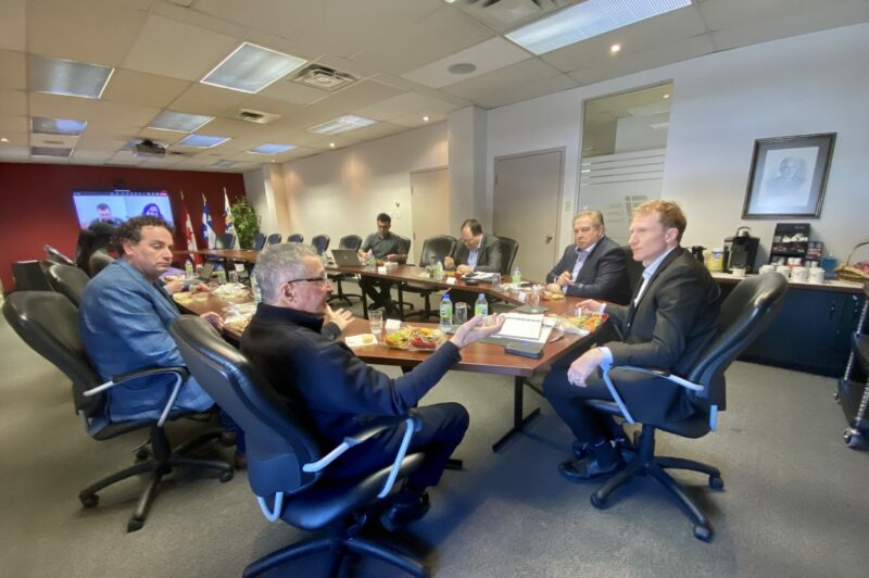 L'ACQ parle Chauffeur inc. en rencontre privée avec le ministre Miller article image