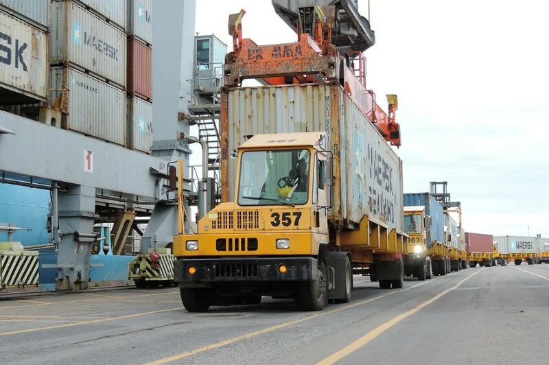 Ottawa investit dans la numérisation de la chaîne d’approvisionnement, notamment au port de Montréal article image