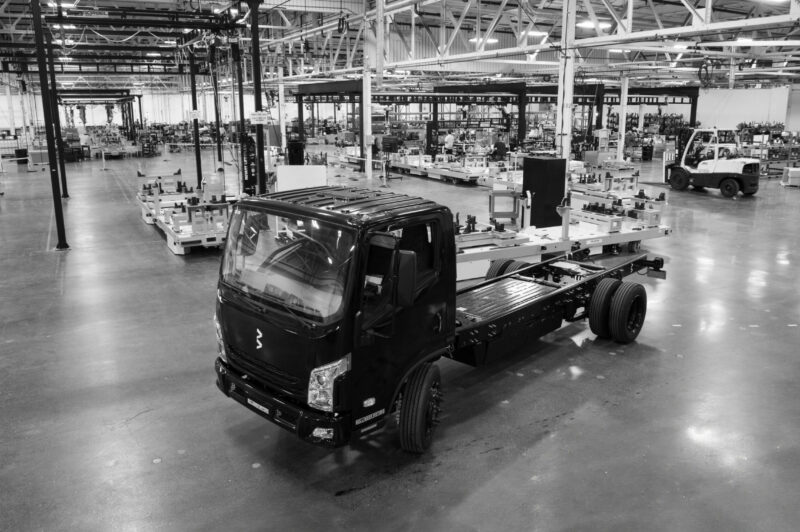 Les premiers camions électriques Bollinger entrent en production le 16 septembre article image