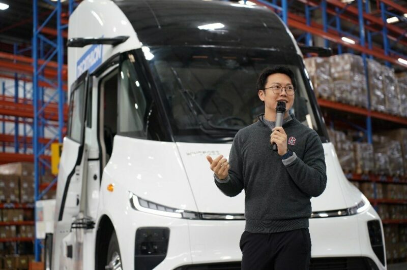 Le fédéral surtaxe les véhicules électriques chinois, ainsi que l’acier et l’aluminium provenant de Chine article image