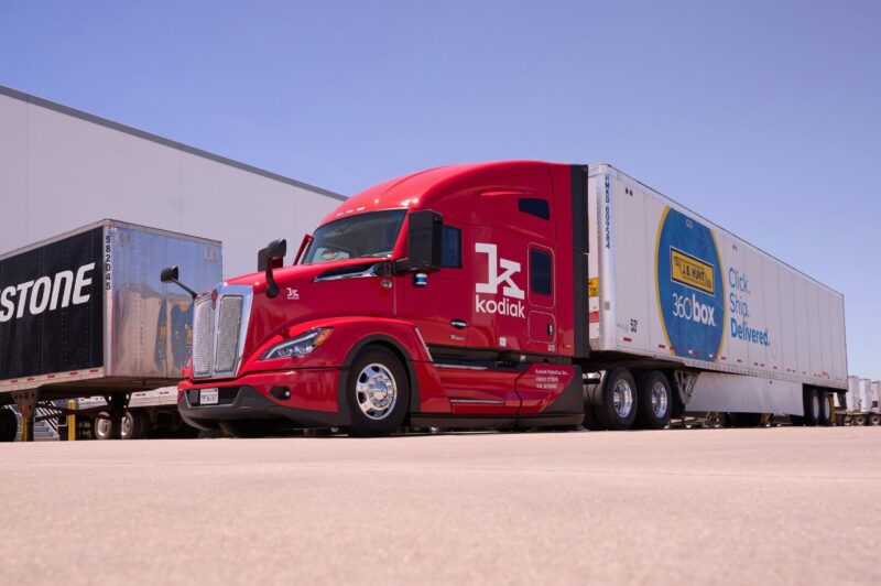 J.B. Hunt franchit le cap des 80 000 km en camions autonomes Kodiak article image