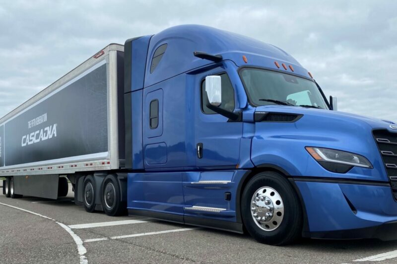 La sécurité, l'efficacité et la rentabilité ont conduit à la conception du nouveau Freightliner Cascadia article image