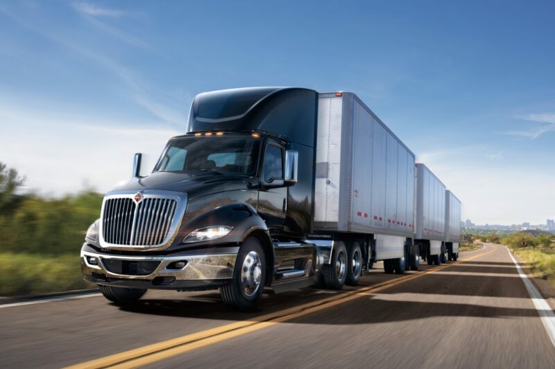 Rappel massif de camions International – Systèmes électroniques de sécurité article image