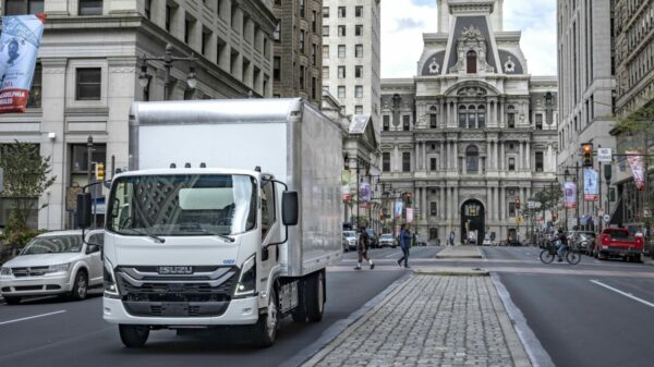 Isuzu-NRR-EV-Philly-1536×1066-1 alternate text for this image