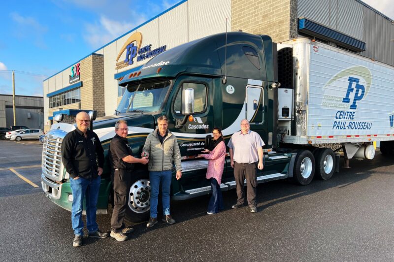 Cascades Transport fait don d’un camion au CFP Paul-Rousseau article image