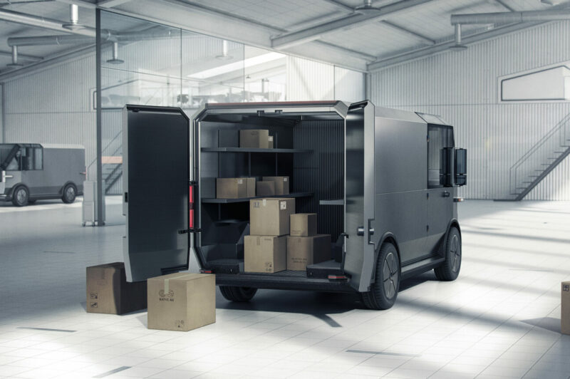 Le fabricant de véhicules électriques Canoo se met à l’abri de ses créanciers et stoppe sa production article image