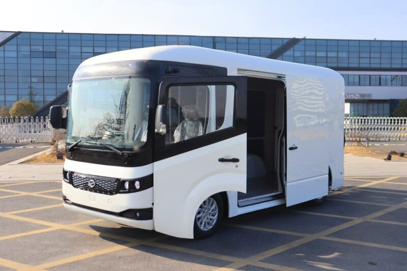 Toyota investit dans un nouveau fabricant de véhicules électriques japonais article image