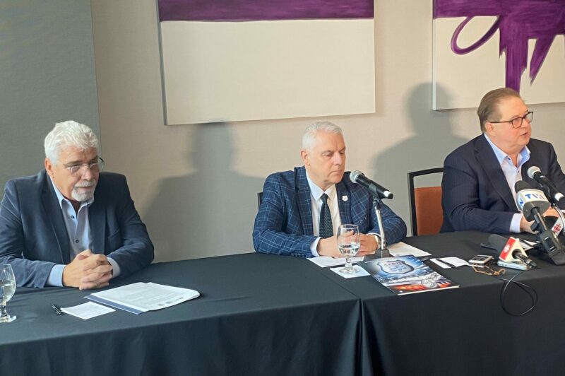 ACQ, APDQ et Teamsters demandent au premier ministre Legault d'agir rapidement et fermement contre le stratagème Chauffeur inc. article image