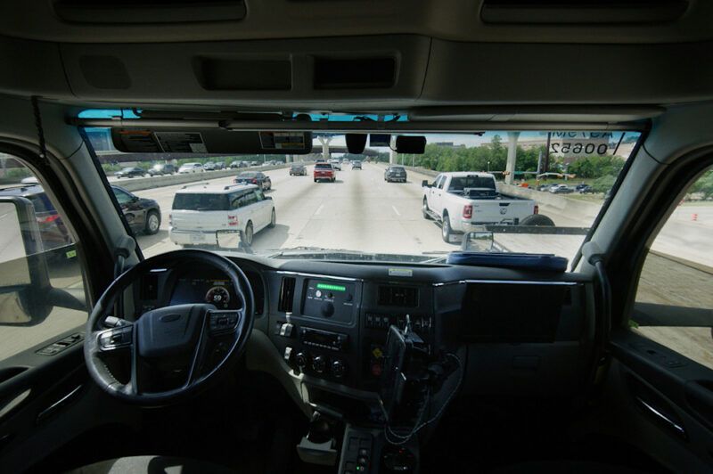 Les Teamsters toujours farouchement opposés aux camions autonomes article image