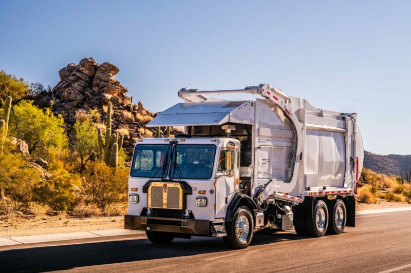 Kenworth présente ses nouveaux camions à ordures L770 et L770E article image