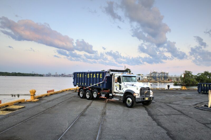 Mack Trucks élargit ses options de groupes motopropulseurs avec une configuration plus légère pour les applications de traitement des déchets article image