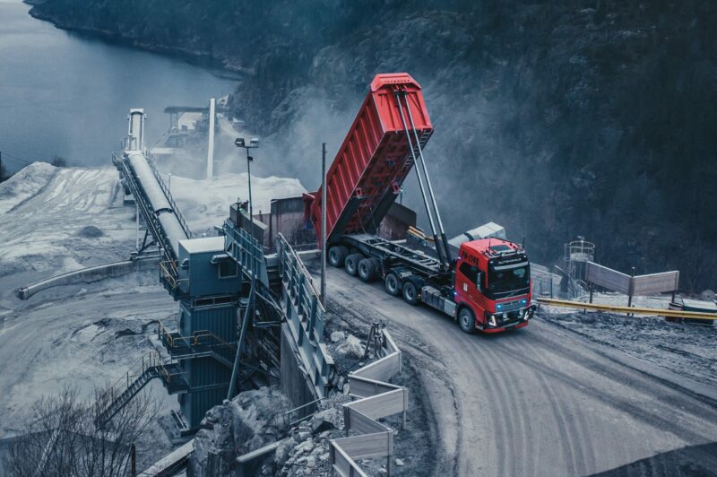 1 million de tonnes de minerai transportées par des Volvo autonomes article image