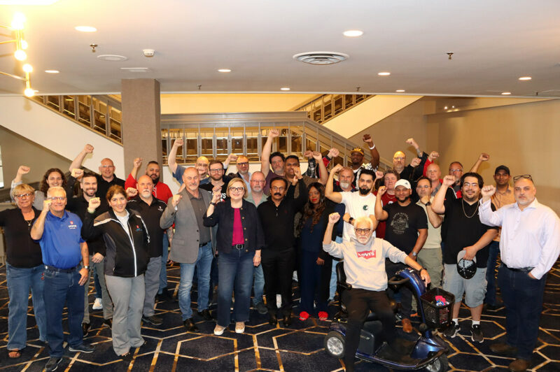 Les employés de DHL Express Canada ratifient une nouvelle convention collective et mettent fin à la grève et au lock-out article image