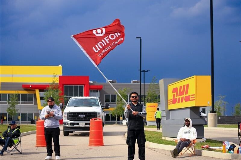 DHL Express Canada et Unifor parviennent à un accord provisoire article image