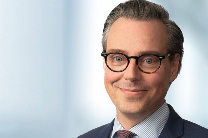 Nouveau président à la Commission des transports du Québec, qui octroie les cotes de sécurité article image