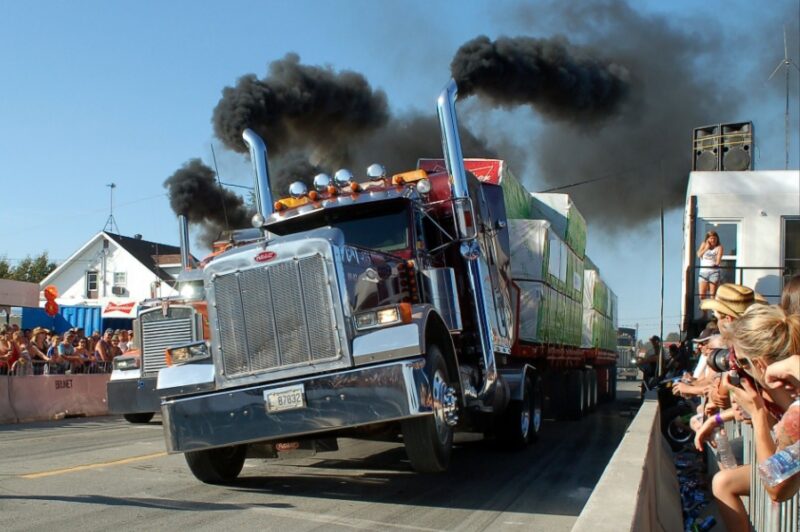 Québec appuie financièrement la Foire du camionneur de Barraute article image