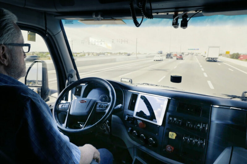L'Ontario lance un programme pilote de camions autonomes article image