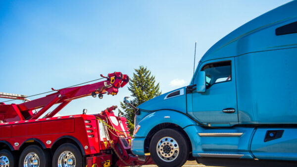 Truck breakdown and towing in Seattle Washington USA alternate text for this image