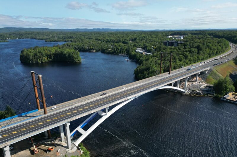 Mise en service du nouveau pont des Piles à Shawinigan article image