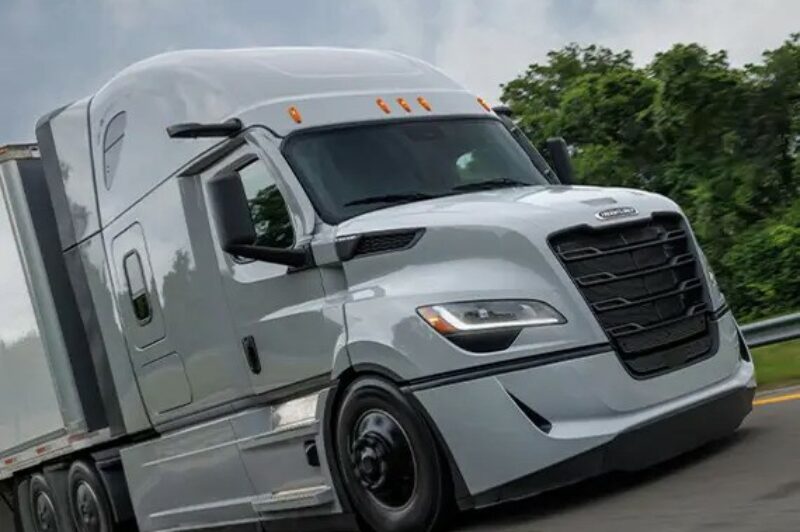 Deux rappels distincts de Freightliner et Western Star – Freins et direction article image