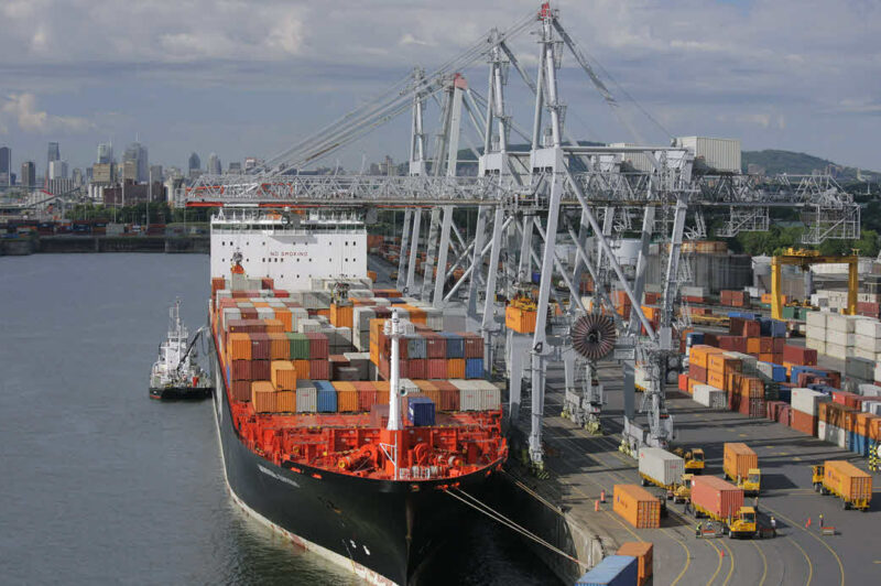 Grève partielle au port de Montréal article image