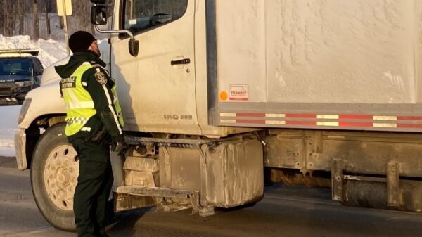 1A-credit-Controle-routier-Quebec-crop alternate text for this image