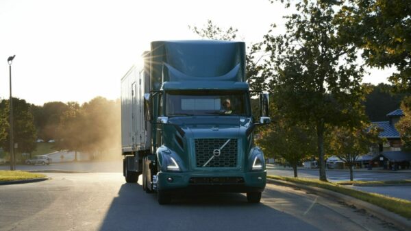 Volvo-VNR-Electric-at-ATA-MCE-1-1536×1024-1 alternate text for this image