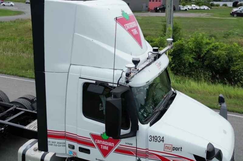Des plans sont en cours pour établir un record mondial de traversée du Canada en camion autonome article image