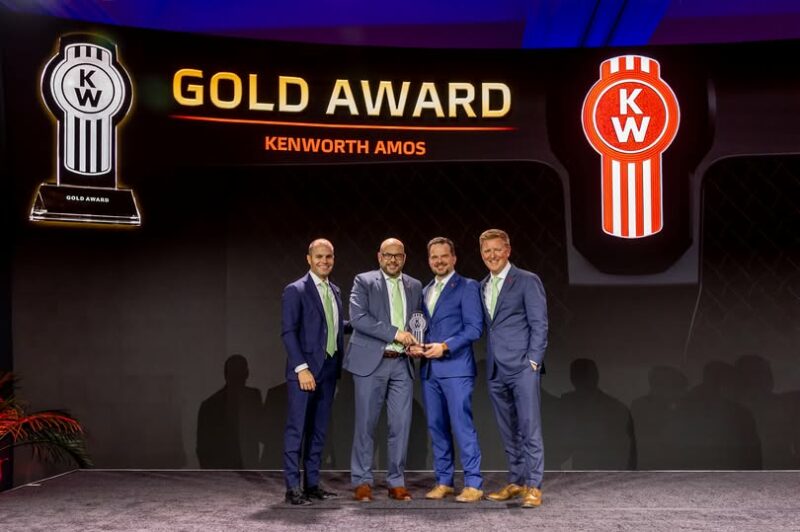 Le Centre du Camion Amos remporte un Gold Award de Kenworth article image