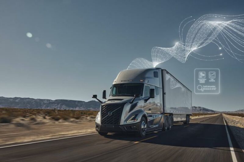 Volvo mise sur la technologie des camions connectés avec des mises à jour à distance et un nouveau lien de données pour remorques article image