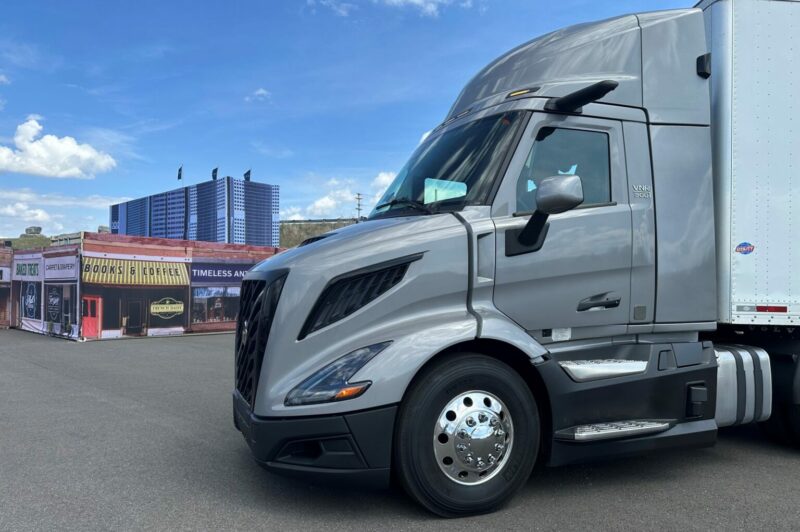 Modernisation urbaine : le Volvo VNR redéfinit les attentes du transport régional article image