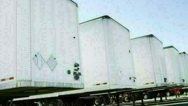 Semi truck trailers alternate text for this image